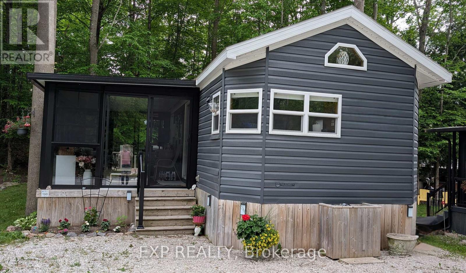 Detached at 1082 SHAMROCK MARINA ROAD, Gravenhurst (Morrison)