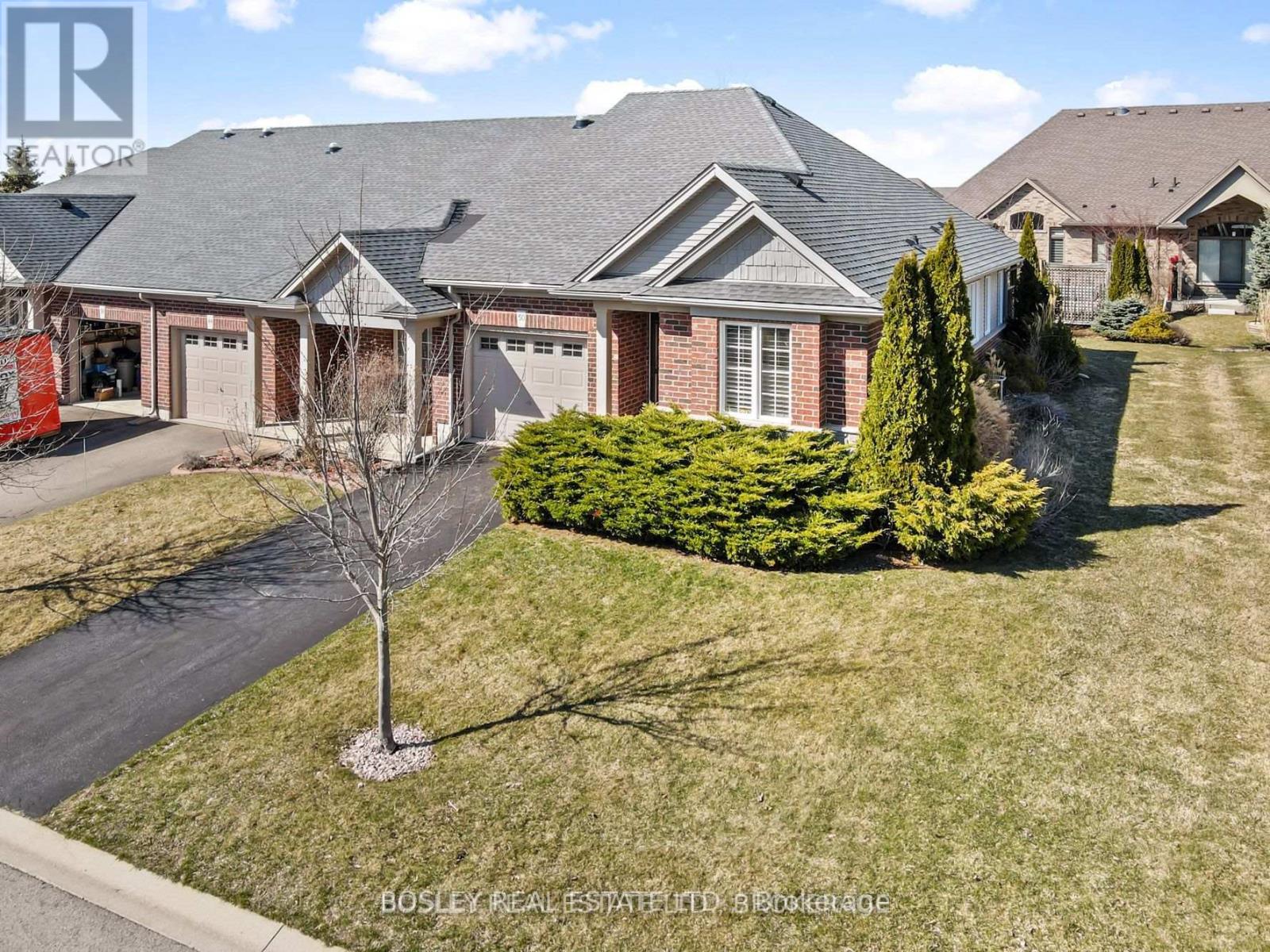 Townhouse at 50 AARON TRAIL, Welland (Hwy 406/Welland)