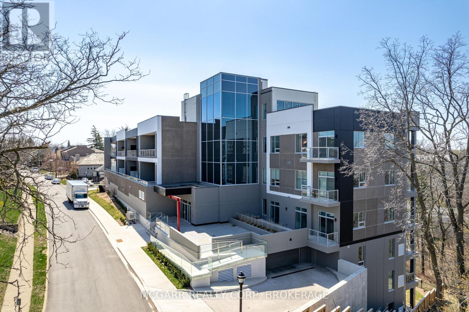 Apartment at 401 - 77 YATES STREET, St. Catharines (Downtown)