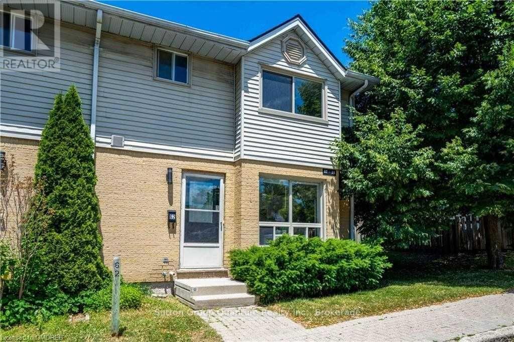 Townhouse at 62 - 35 WATERMAN AVENUE, London South (South R)