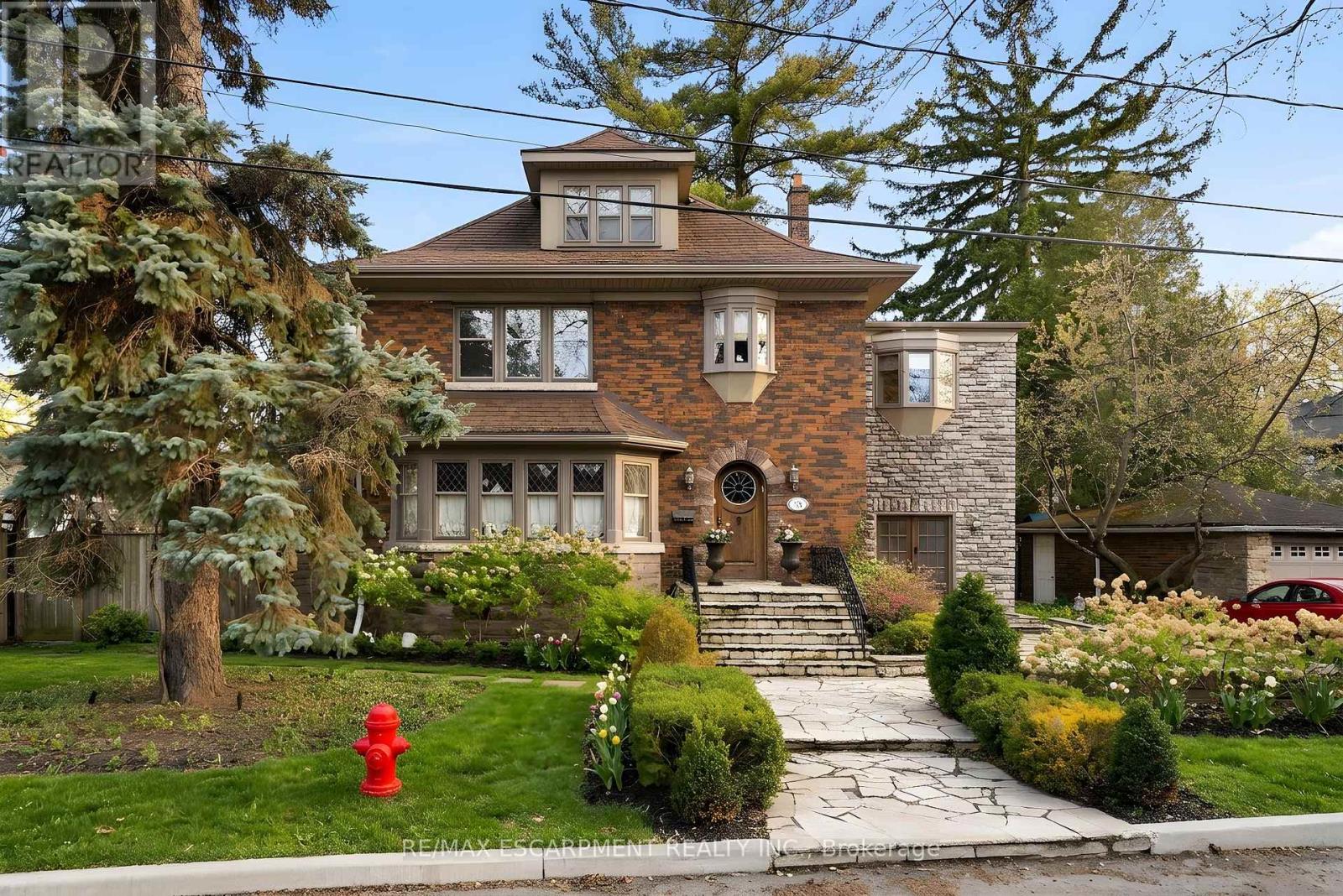 Detached at 74 OAK KNOLL DRIVE, Hamilton (Westdale)