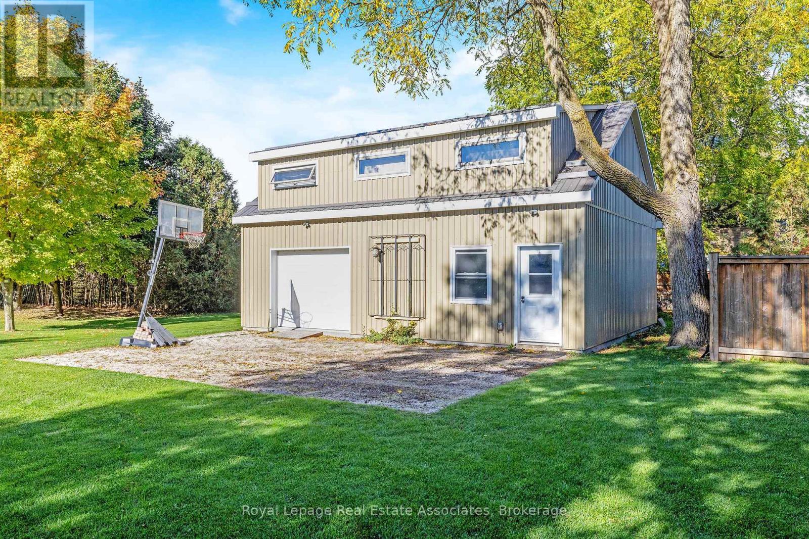Detached at 226 MAIN STREET, Erin