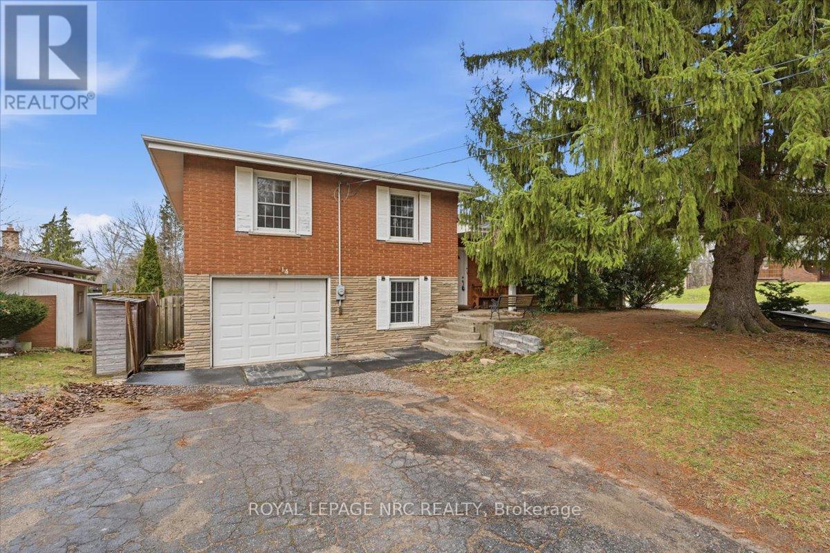 Detached at 14 VALIANT STREET, Pelham (Fonthill)