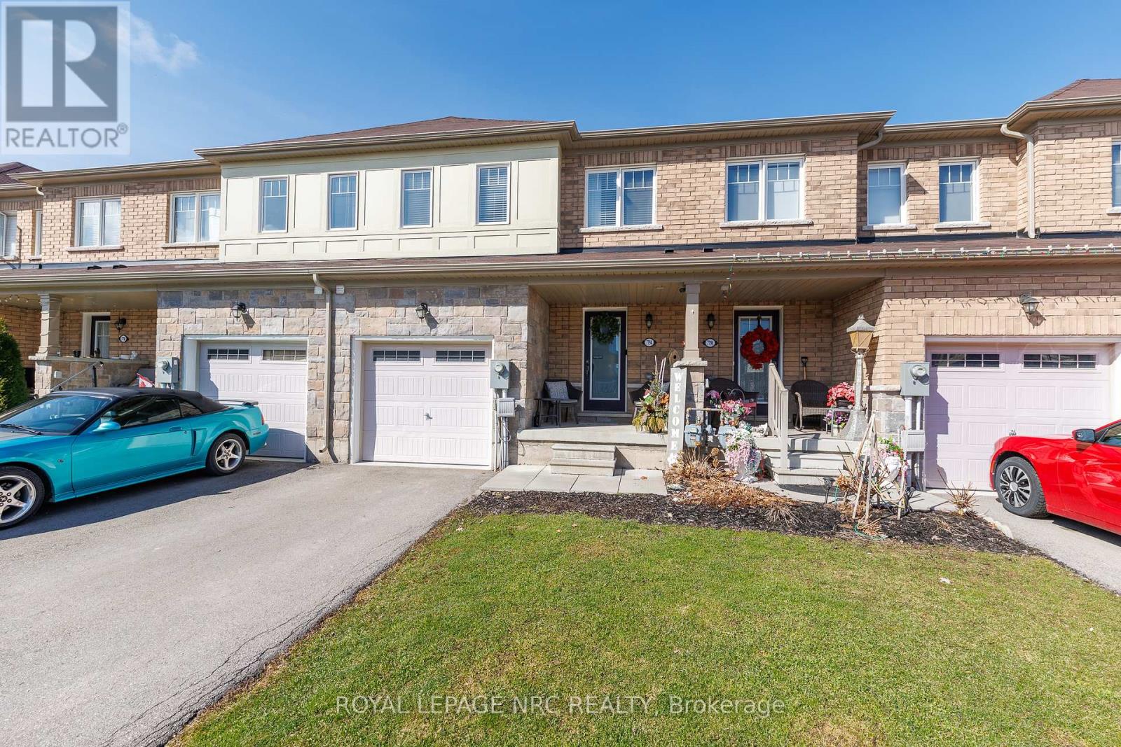 Townhouse at 7794 WHITE PINE CRESCENT, Niagara Falls (Brown)