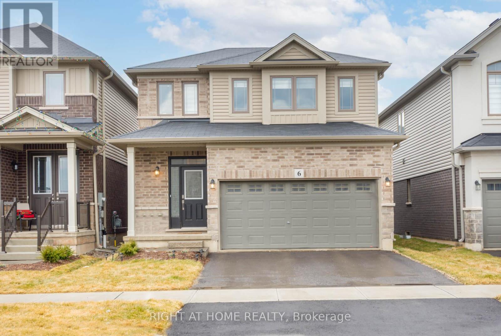Detached at 6 BRODDY AVENUE, Brantford