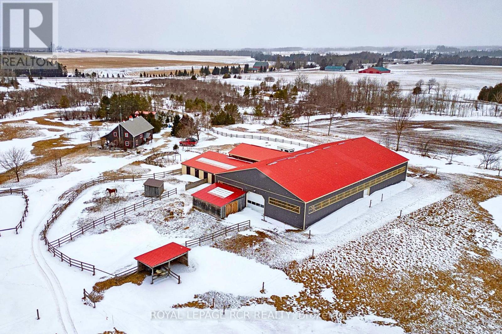 Detached at 773367 10 HIGHWAY, Grey Highlands