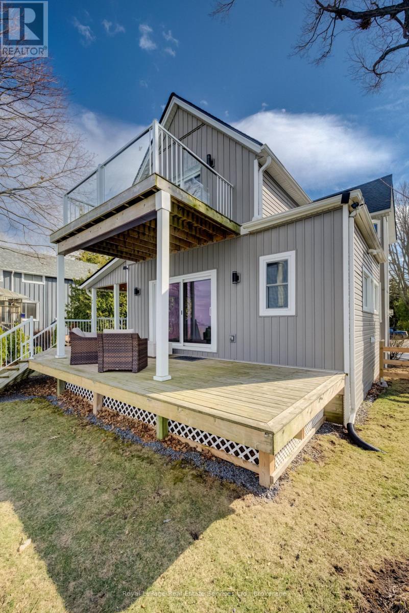 Detached at 1 TENTH STREET, Grimsby