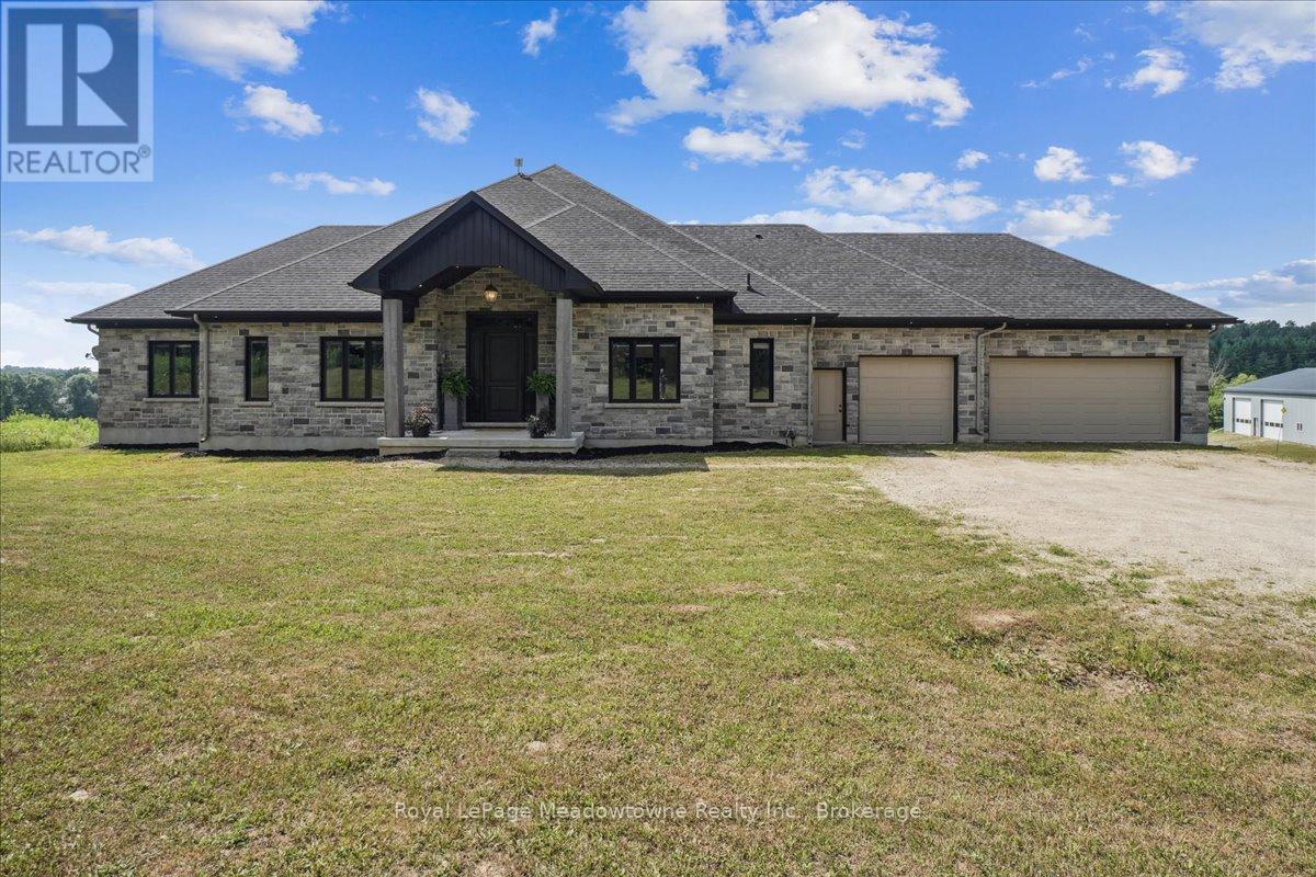 Detached at 8837 WELLINGTON ROAD 124, Erin