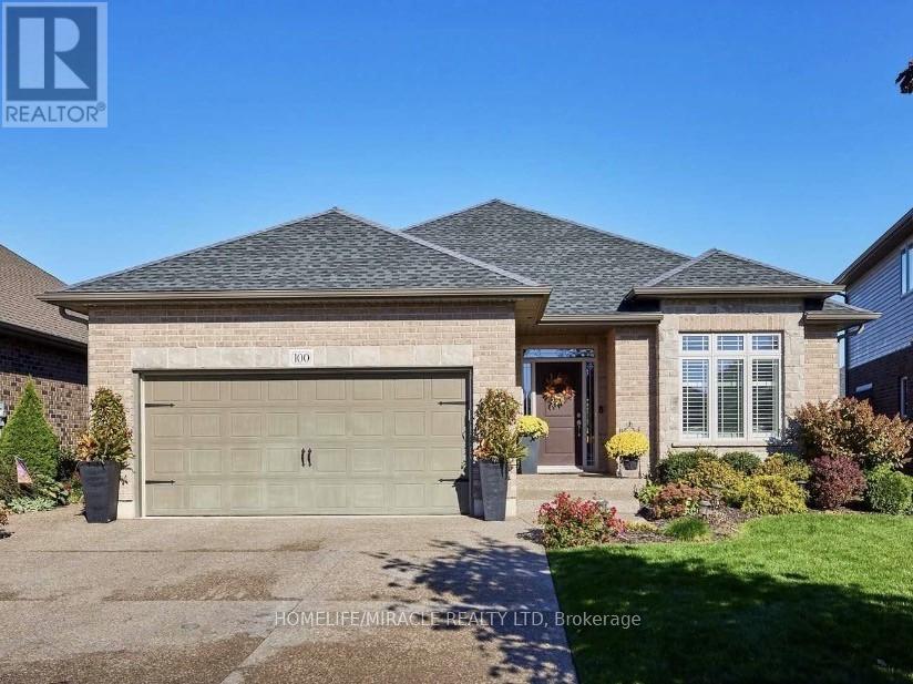 Detached at 100 CREEKSIDE DRIVE, Welland (Coyle Creek)