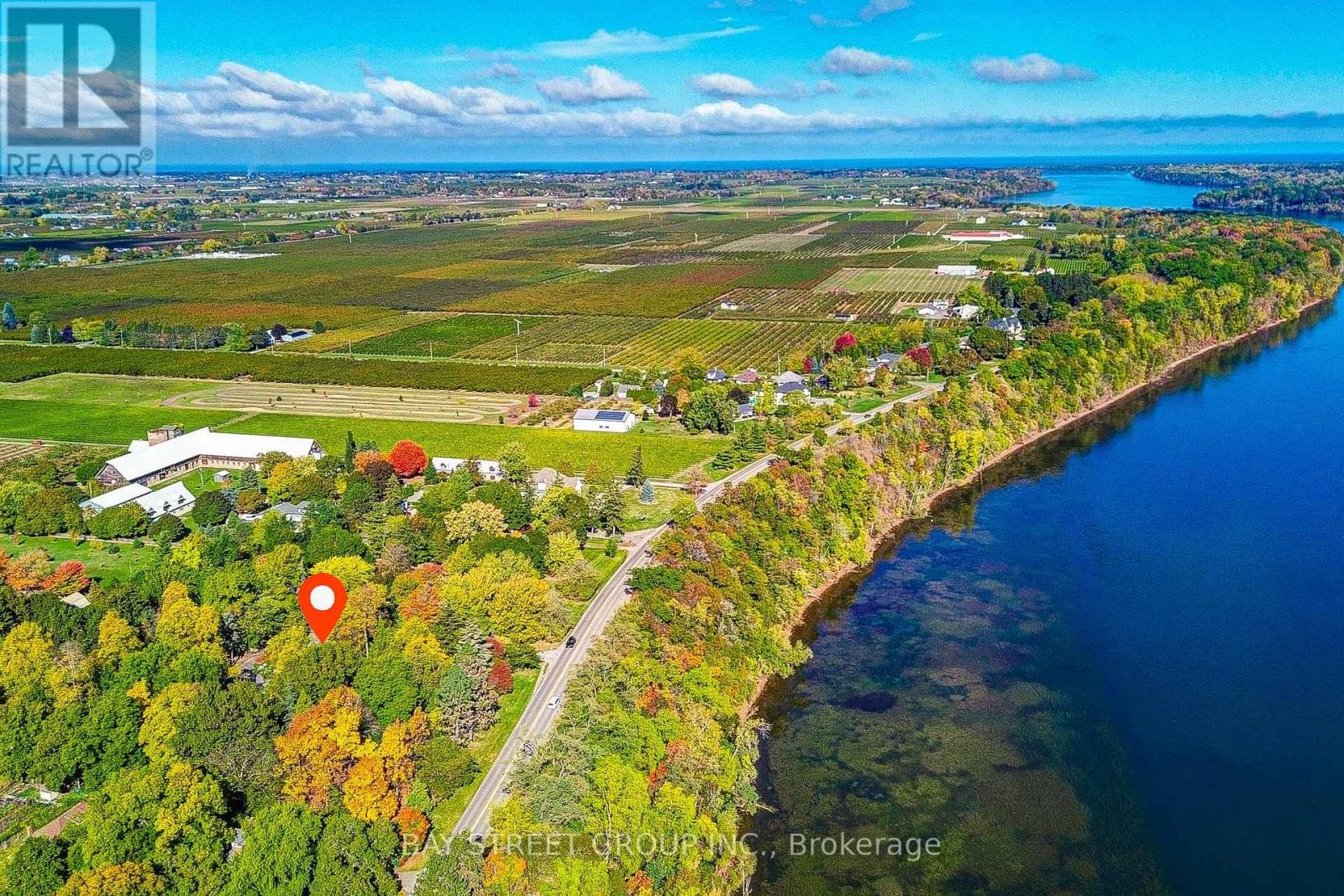 Detached at 14874 NIAGARA RIVER PARKWAY, Niagara-on-the-Lake (Queenston)