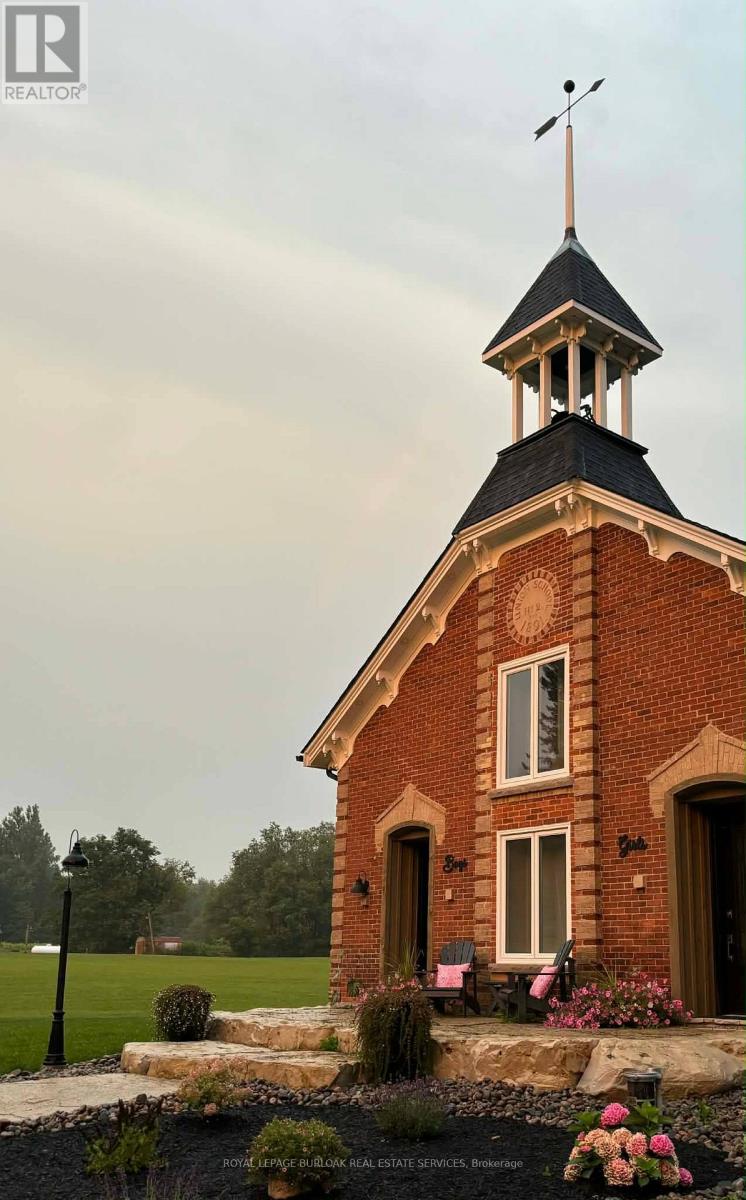 Detached at 9069 ERIN GARAFRAXA TOWNLINE, Erin