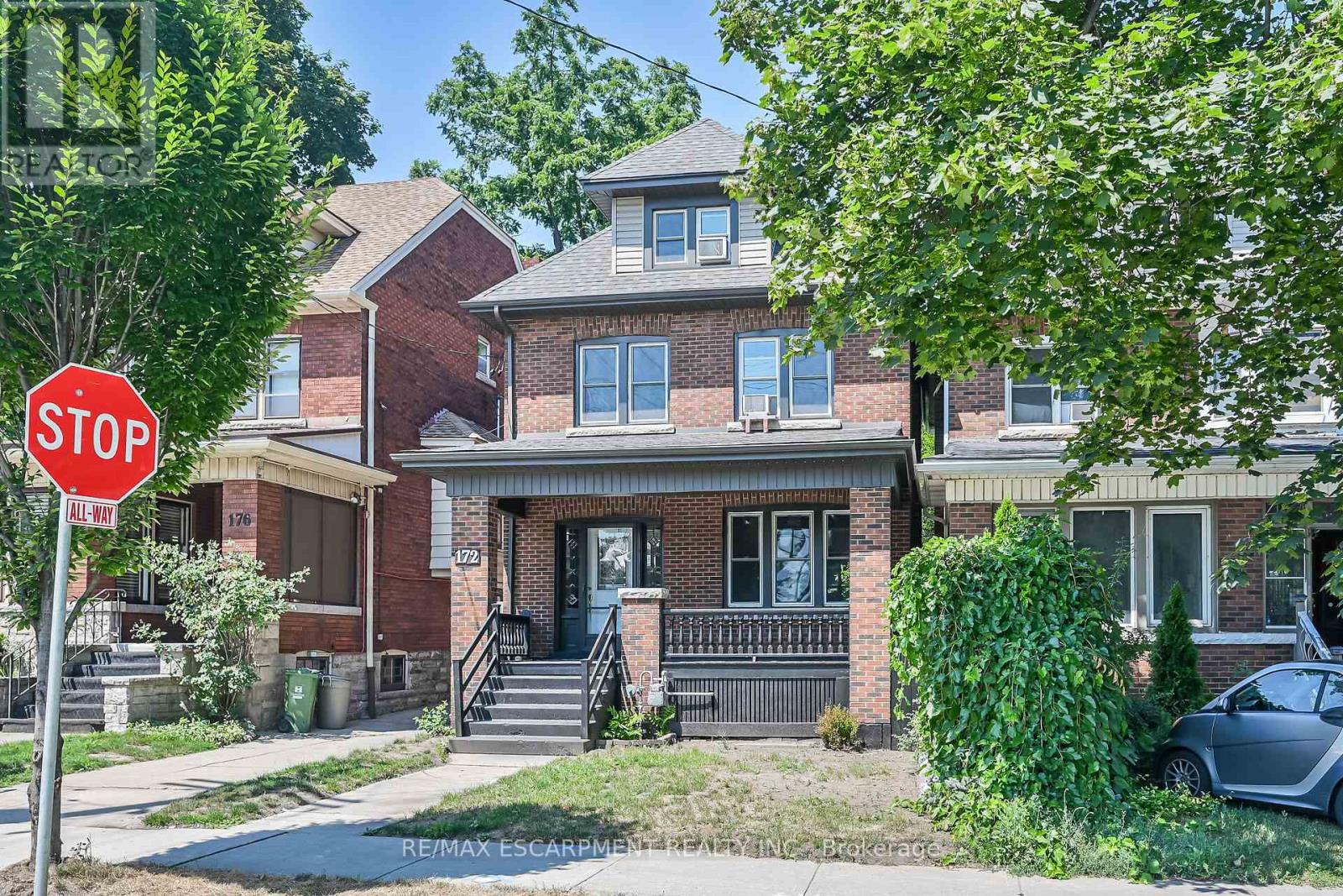 Detached at 172 SHERMAN AVENUE S, Hamilton (St. Clair)