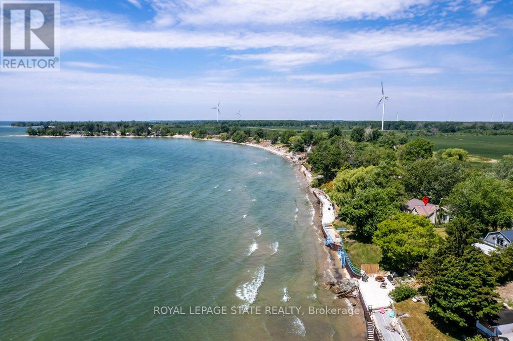 Detached at 2592 LAKESHORE ROAD, Haldimand