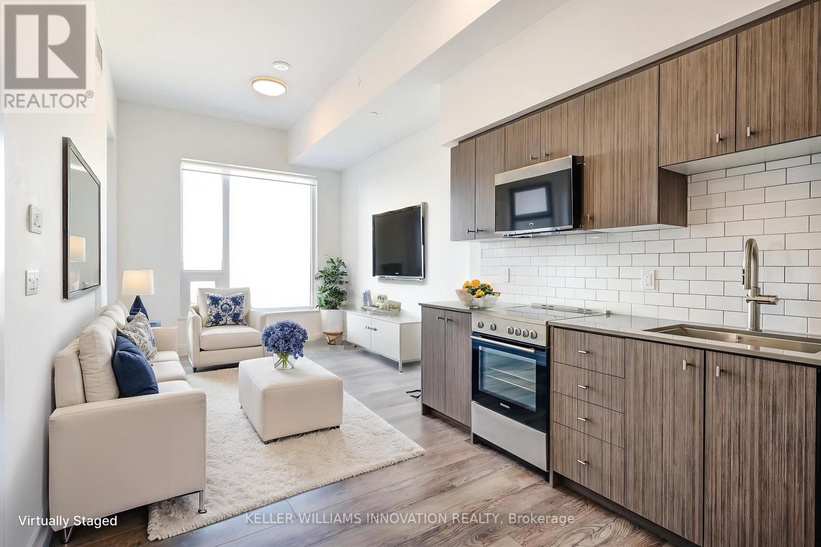 Apartment at 303 - 15 WELLINGTON STREET S, Kitchener