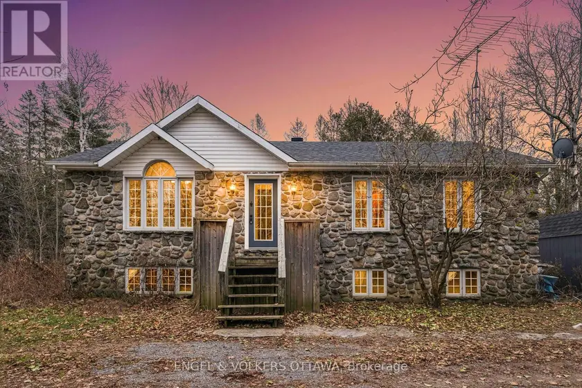 Detached at 4751 PEARL ROAD, Champlain