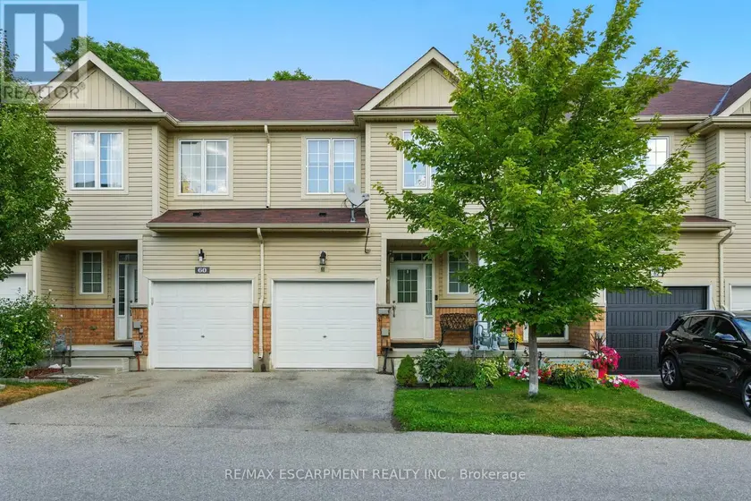 Townhouse at 61 - 21 DIANA AVENUE, Brantford