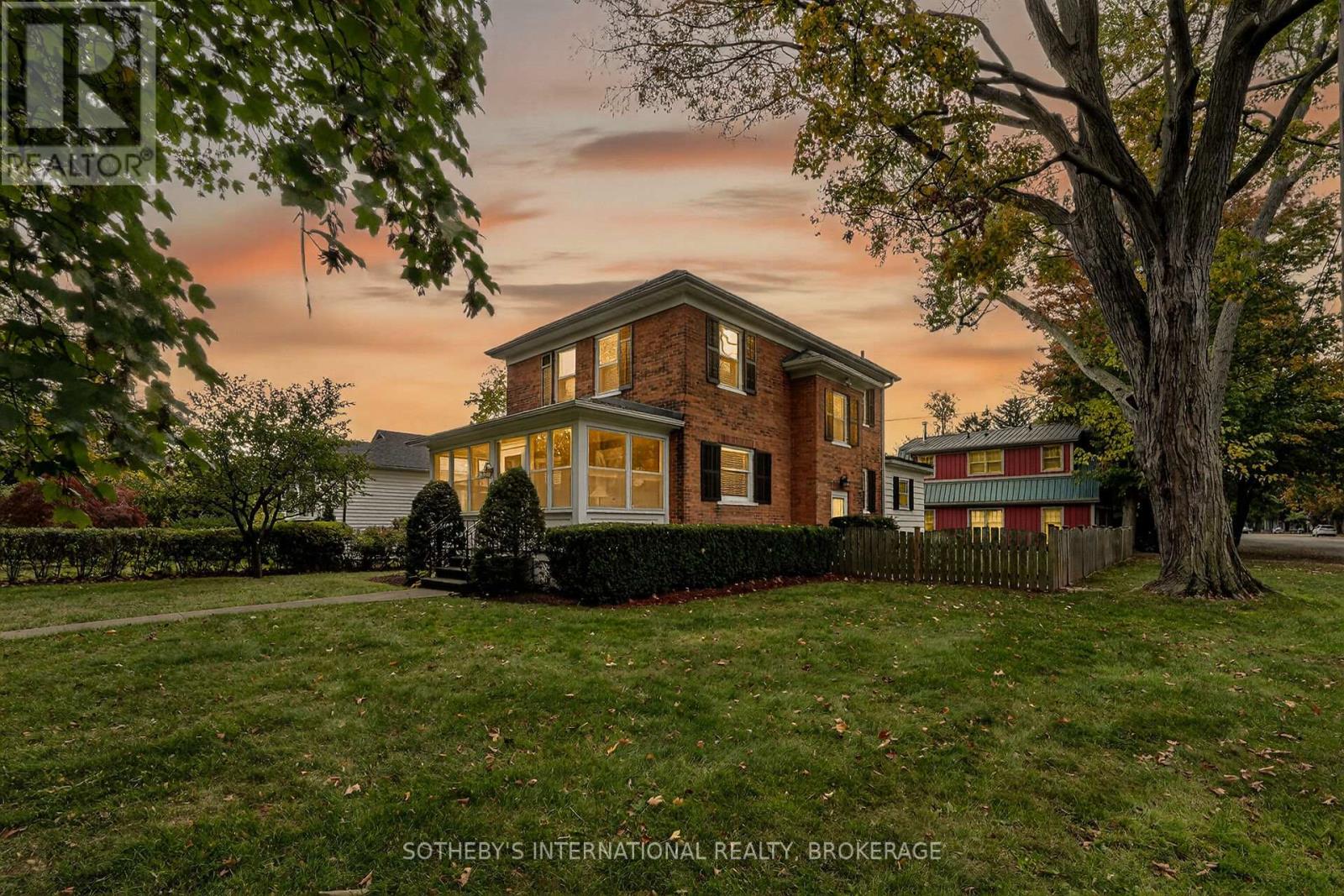 Detached at 54 PLATOFF STREET, Niagara-on-the-Lake (Town)