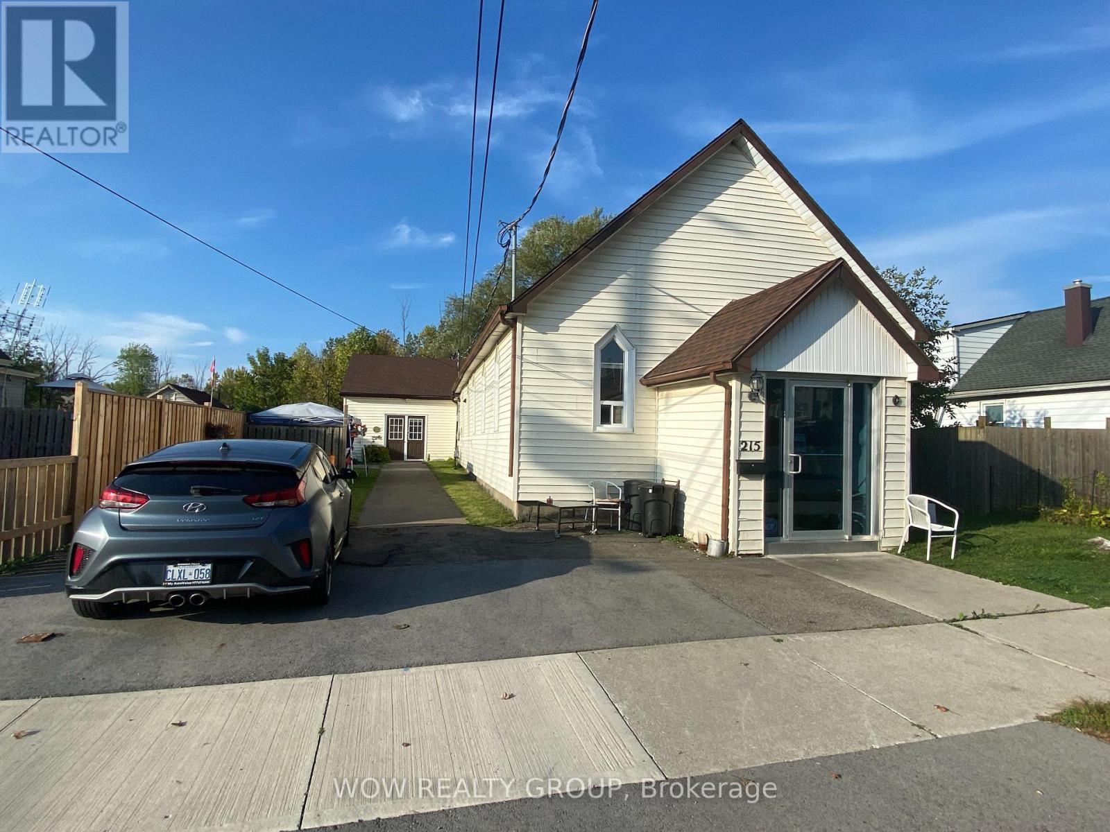 Detached at 215 BROADWAY AVENUE, Welland (Broadway)