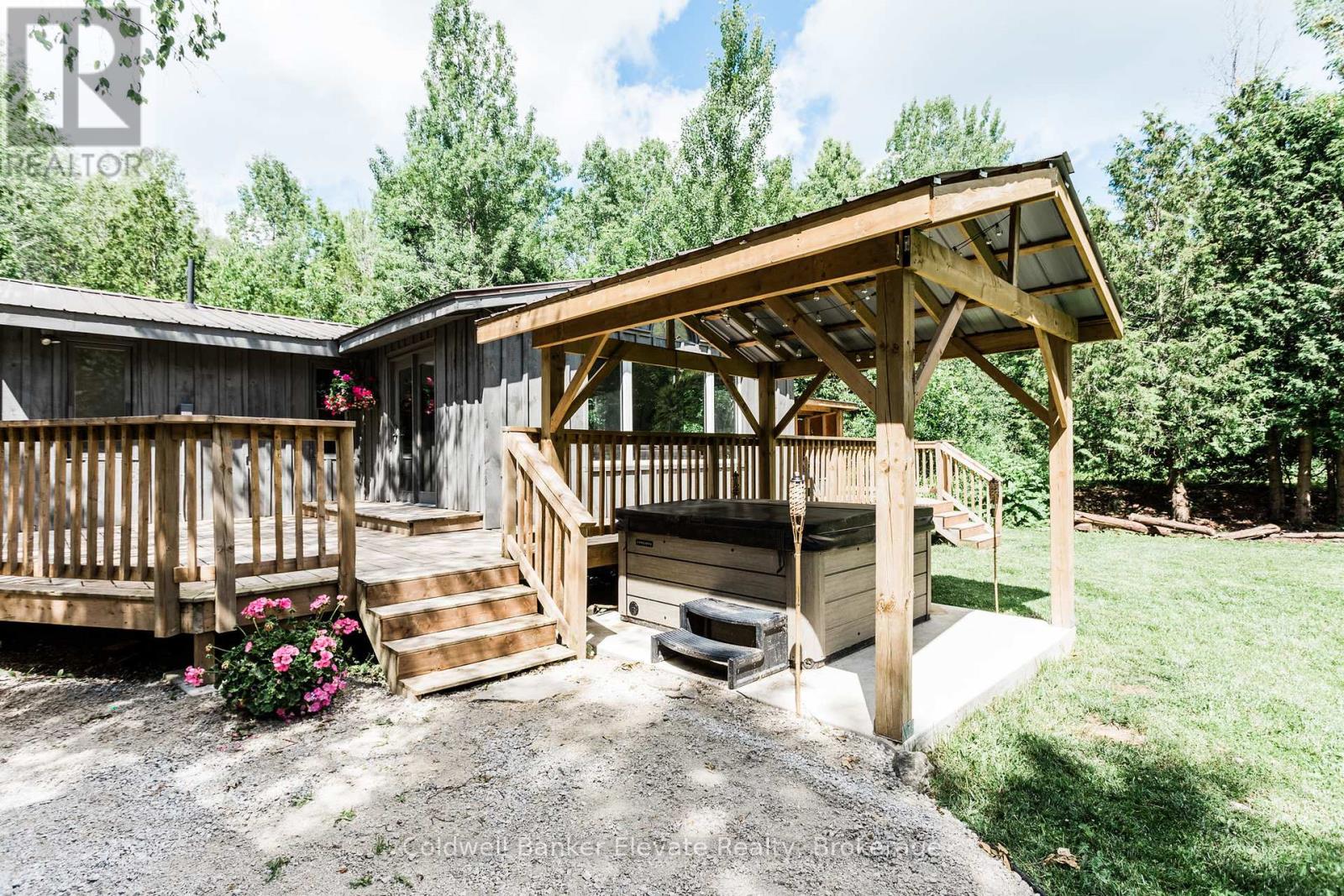 Detached at 102 CAPE CHIN NORTH ROAD, Northern Bruce Peninsula