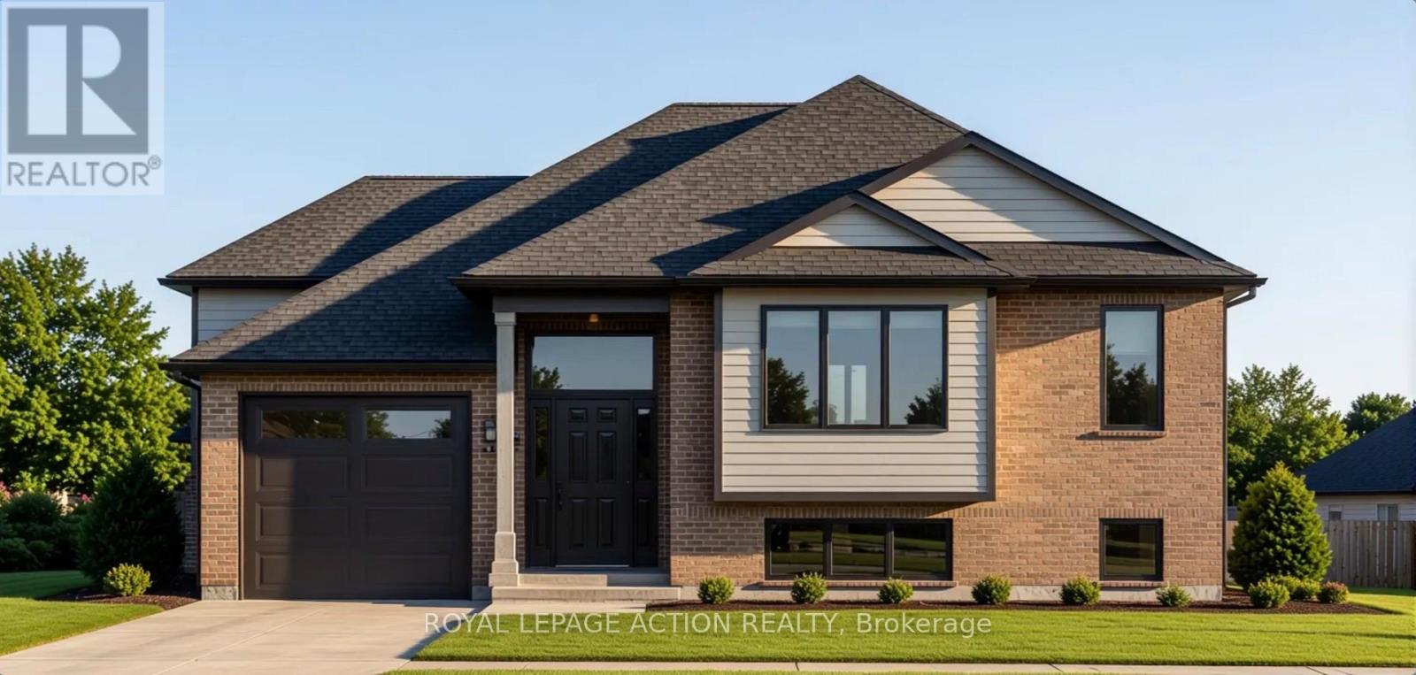 Detached at 21 ROBINSON AVENUE, Brantford