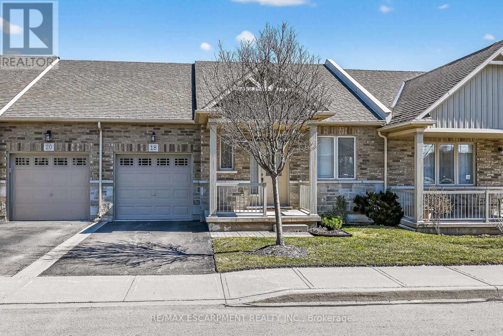 Townhouse at 18 ECKER LANE, Hamilton (Binbrook)