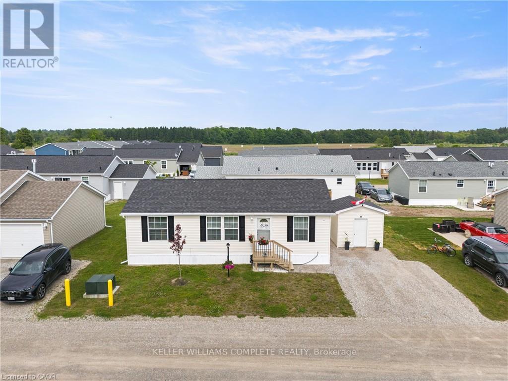 Detached at 22 COPPER BEECH DRIVE, Haldimand (Nanticoke)