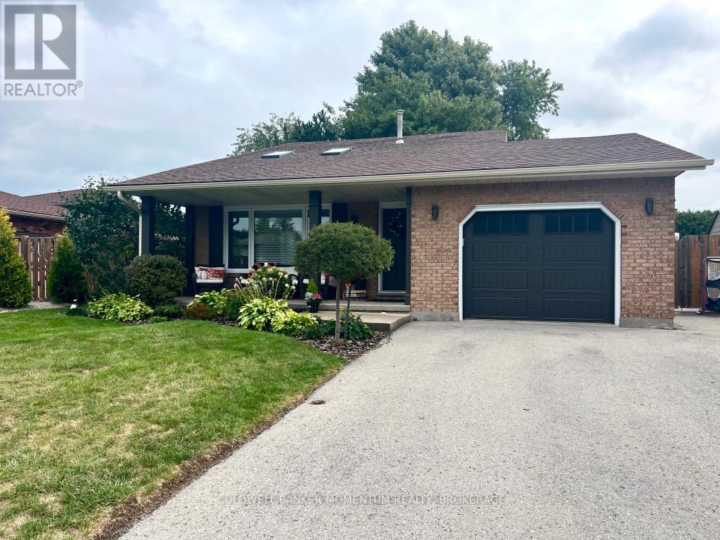 Detached at 3933 VINEYARD CRESCENT, Lincoln (Lincoln-Jordan/Vineland)