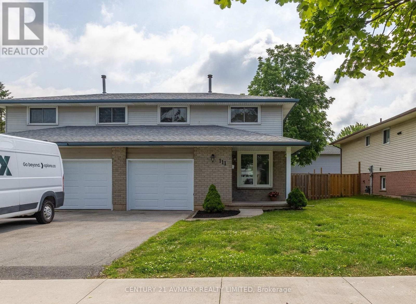 Semi-Detached/Link at 111 NORTHGATE DRIVE, Welland (N. Welland)