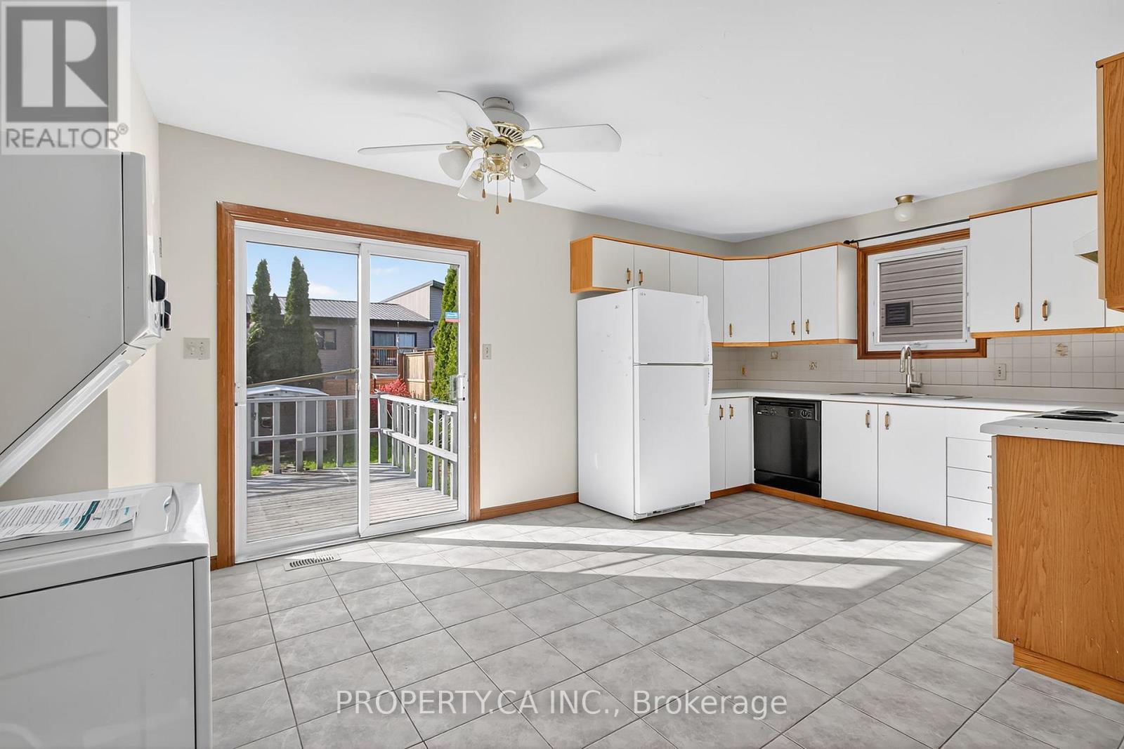 Detached at 194 MERRITT AVENUE, Chatham-Kent