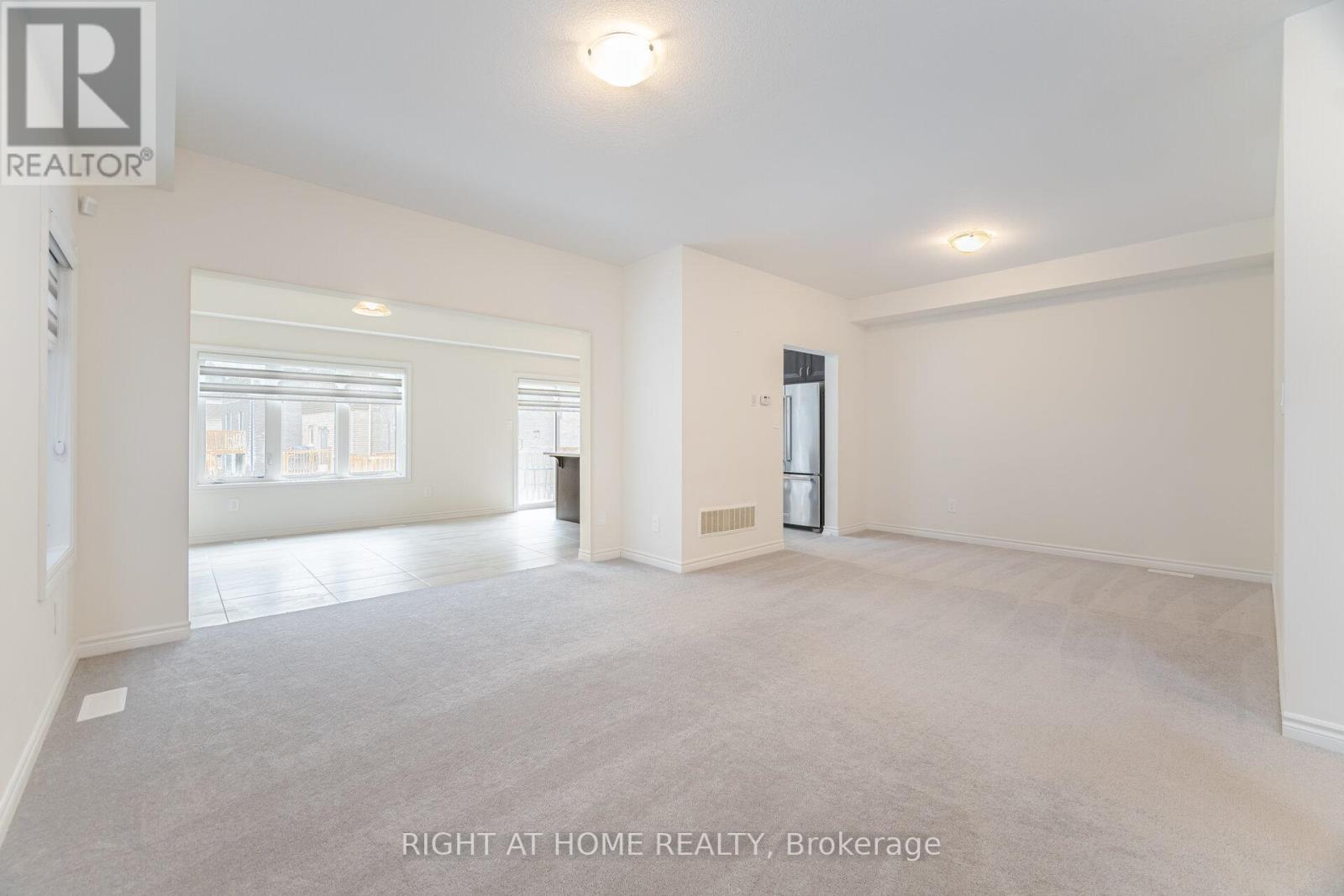 Detached at 32 GEORGE BRIER DRIVE W, Brant