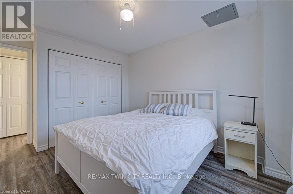Apartment at 202 - 793 COLBORNE STREET, Brantford