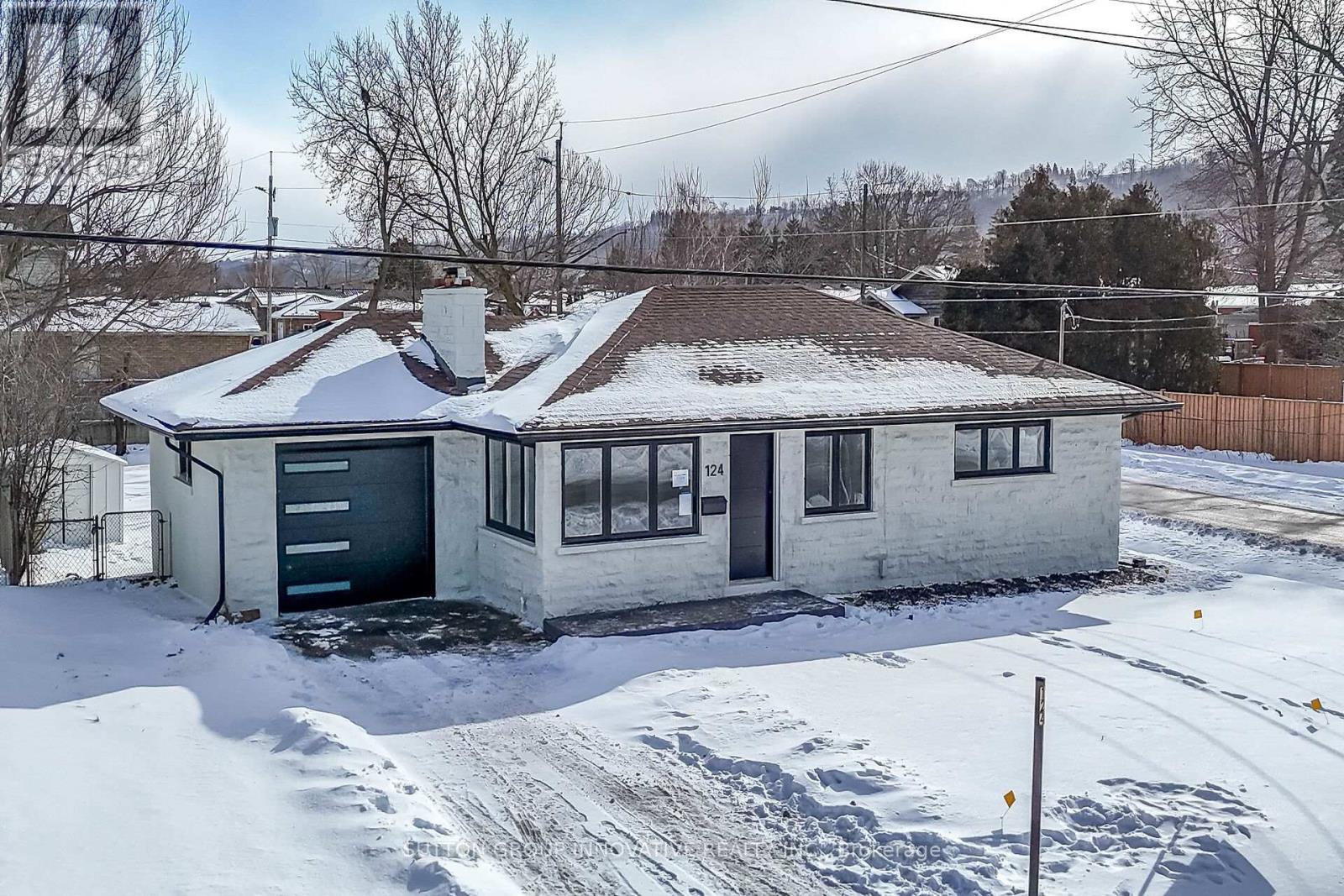 Detached at 124 CORMAN AVENUE, Hamilton (Stoney Creek)