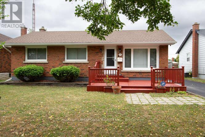 Detached at 35 PARKDALE DRIVE, Thorold (Thorold Downtown)