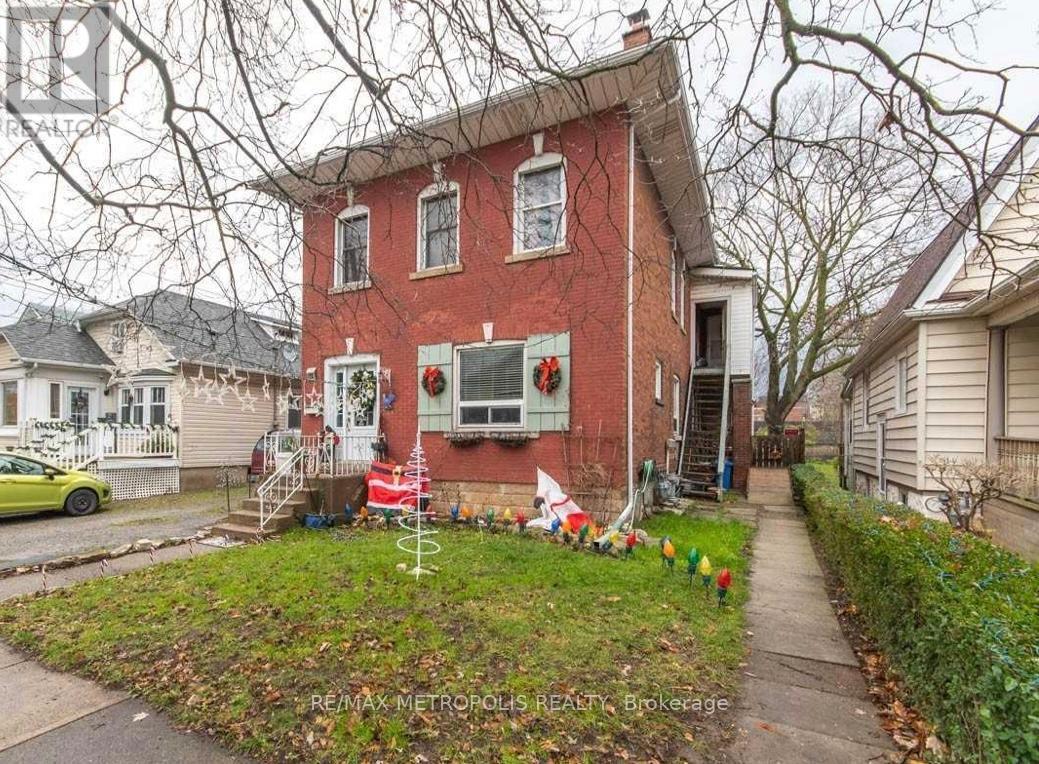 Multiplex at 2 - 22 HAYNES AVENUE, St. Catharines (E. Chester)