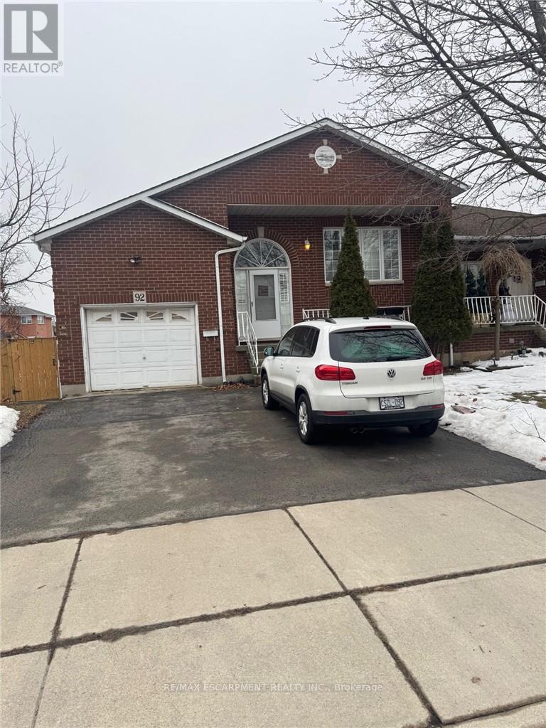 Semi-Detached/Link at 92 BLENHEIM DRIVE, Hamilton (Stoney Creek)