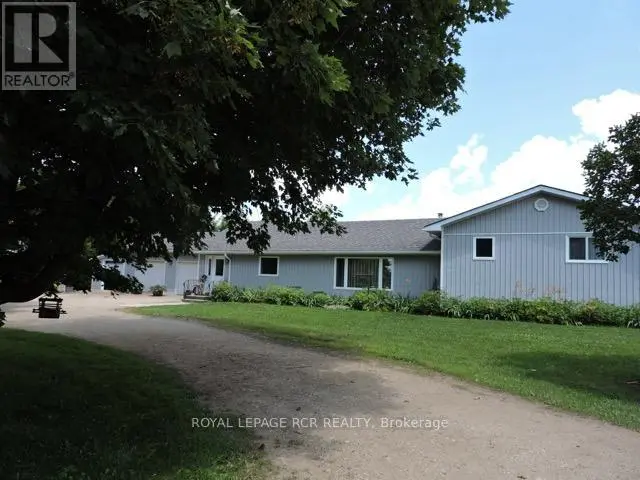 Detached at 775737 10 HIGHWAY, Chatsworth
