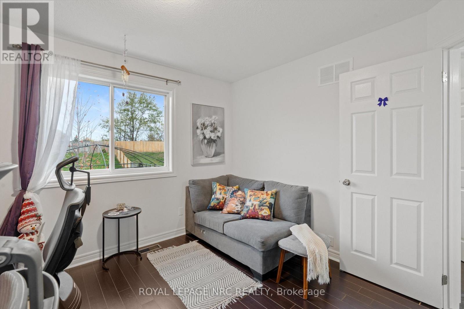 Semi-Detached/Link at B - 393 GLENDALE AVENUE, St. Catharines
