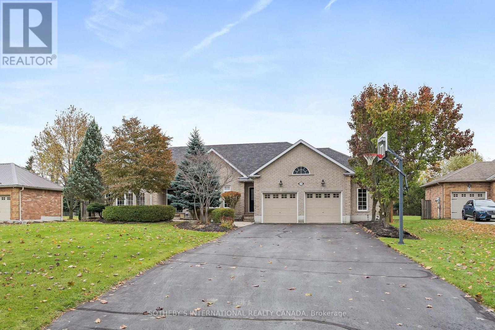 Detached at 159 DELARMBRO DRIVE, Erin