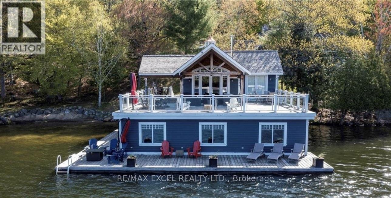 Detached at 2 - 1205 JOE RIVER ROAD, Muskoka Lakes (Medora)