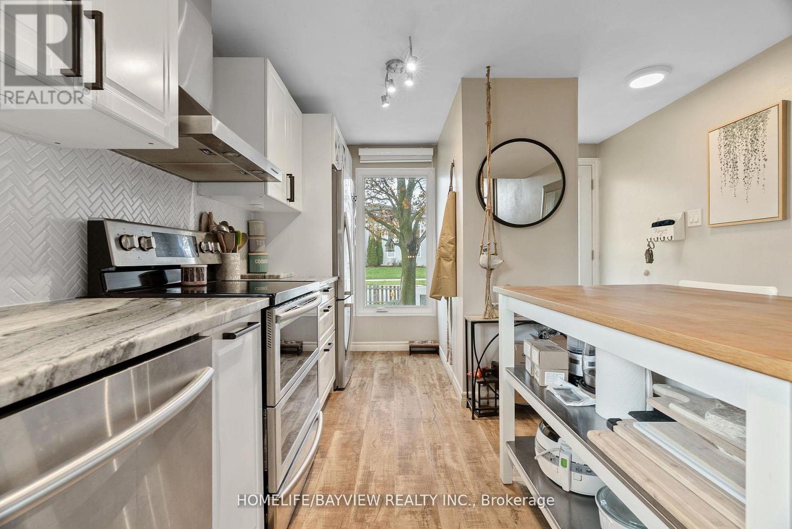 Detached at 333 PRESTON PARKWAY, Cambridge
