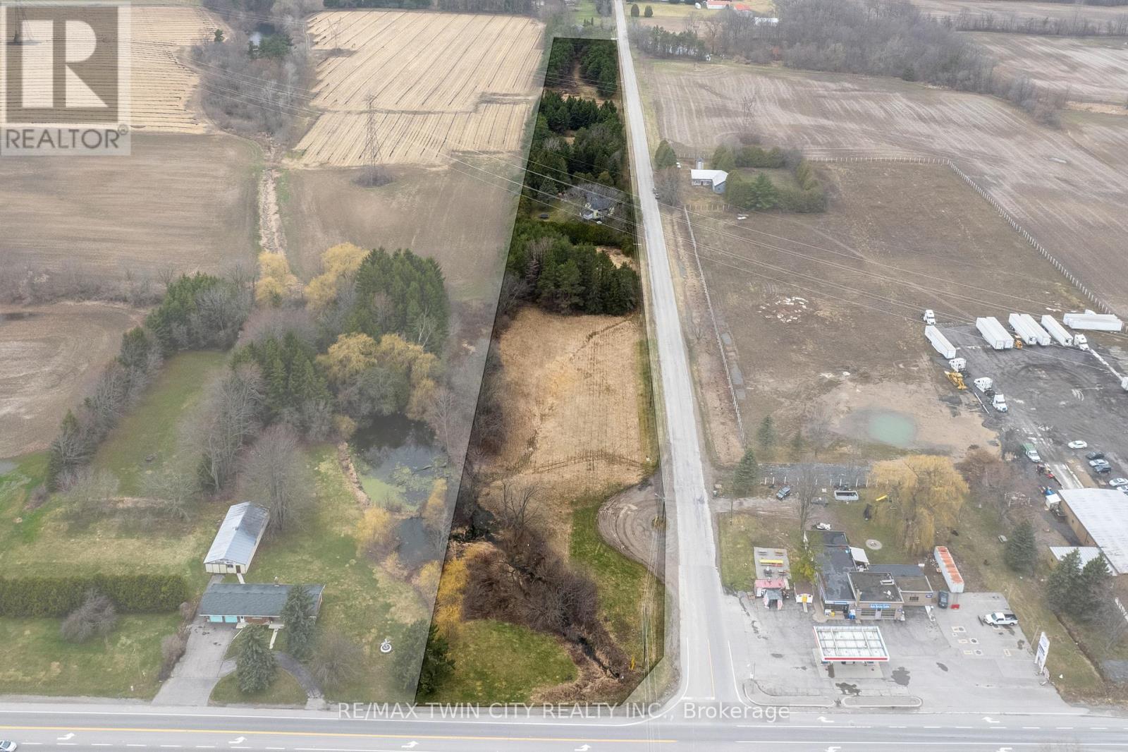 Detached at 18 MCGILL ROAD, Brant (Brantford Twp)