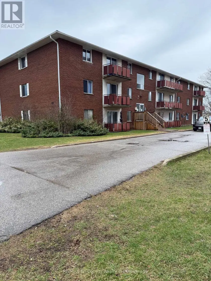 Apartment at 302 - 191 LISGAR AVENUE, Tillsonburg