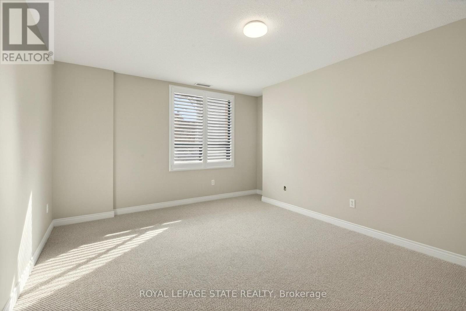 Apartment at 101 - 8 MAIN STREET, Hamilton