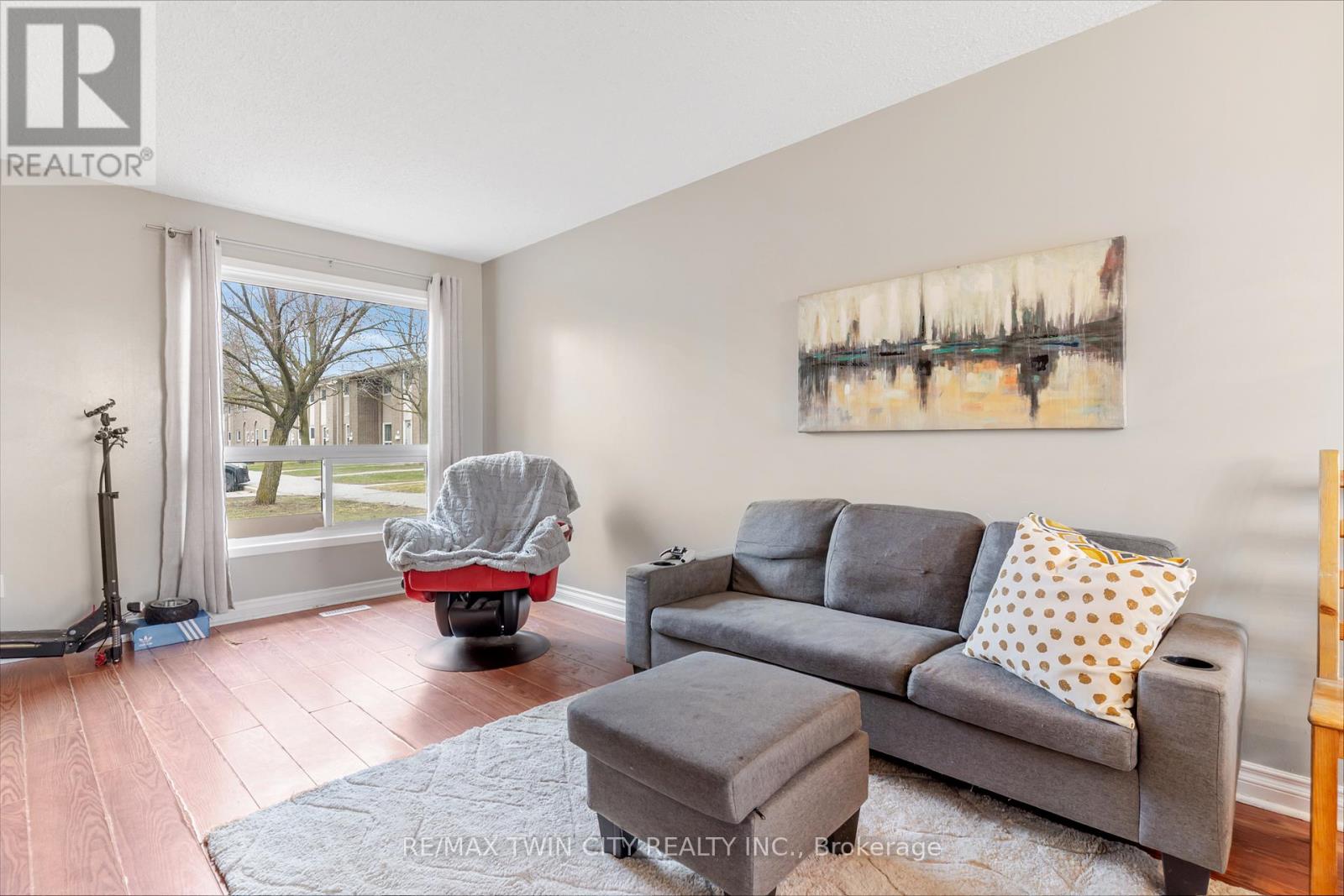 Townhouse at 23 - 25 UPPER CANADA DRIVE, Kitchener
