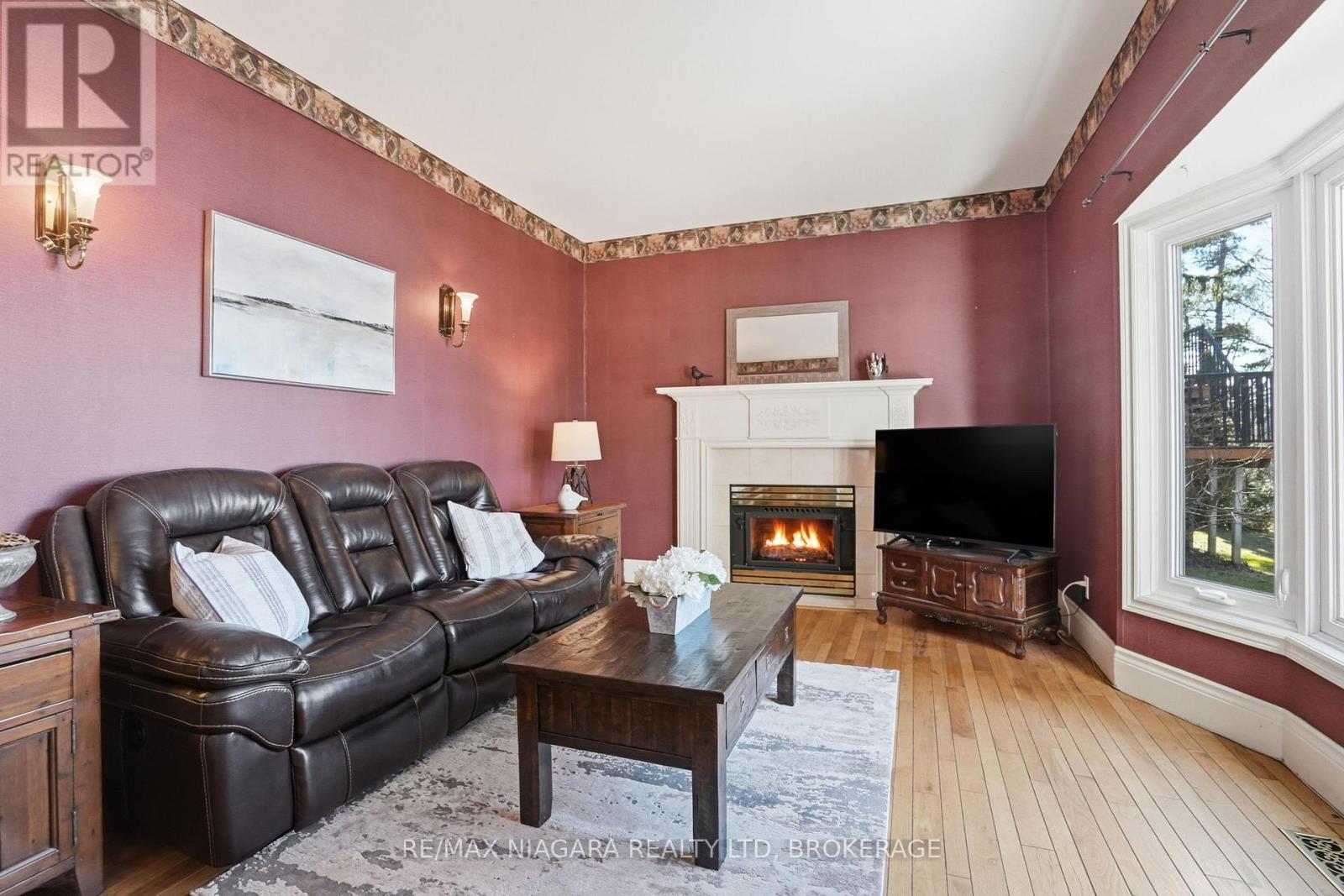 Detached at 50 HENLEY DRIVE, St. Catharines