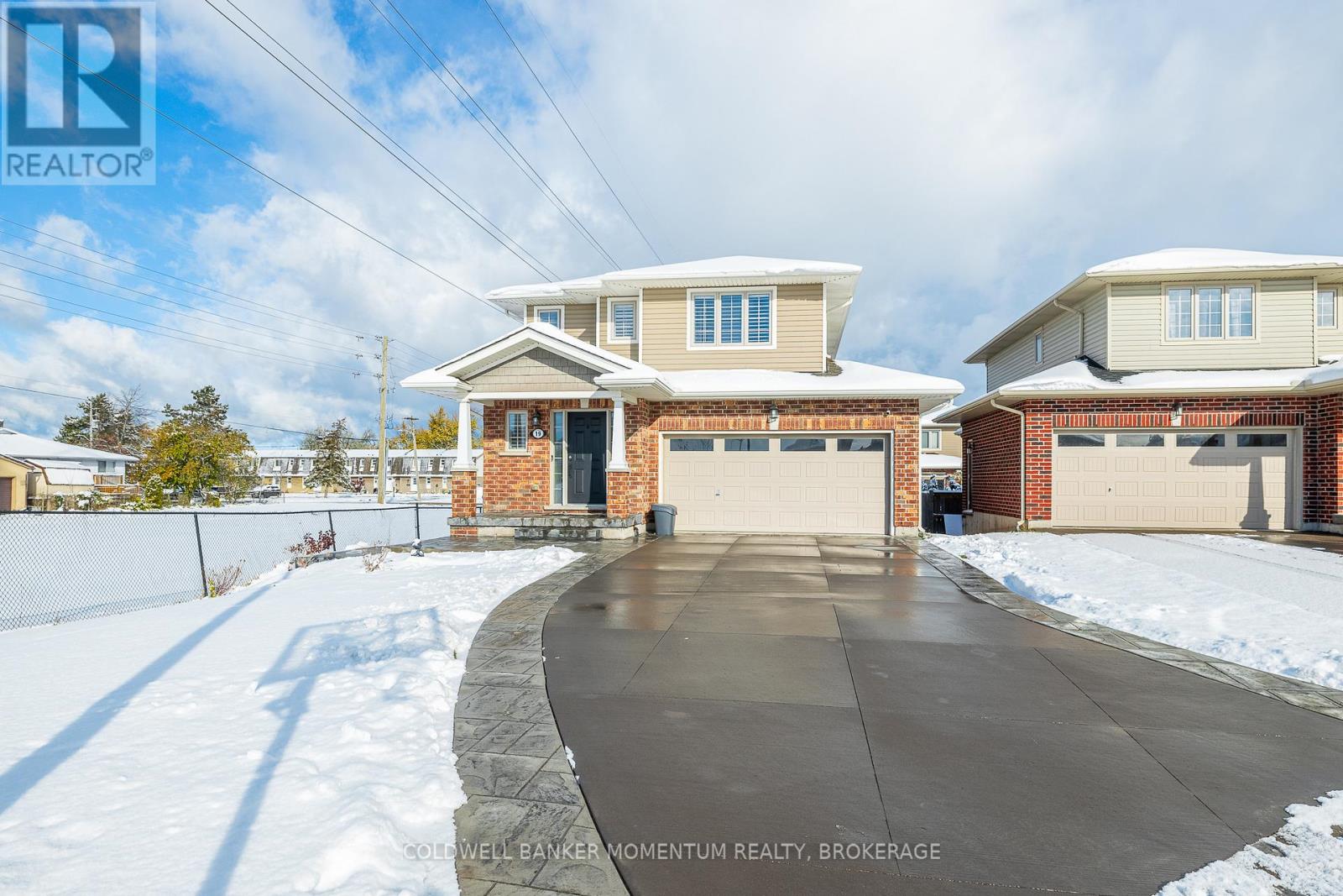 Detached at 19 KENMAR COURT, St. Catharines (Secord Woods)