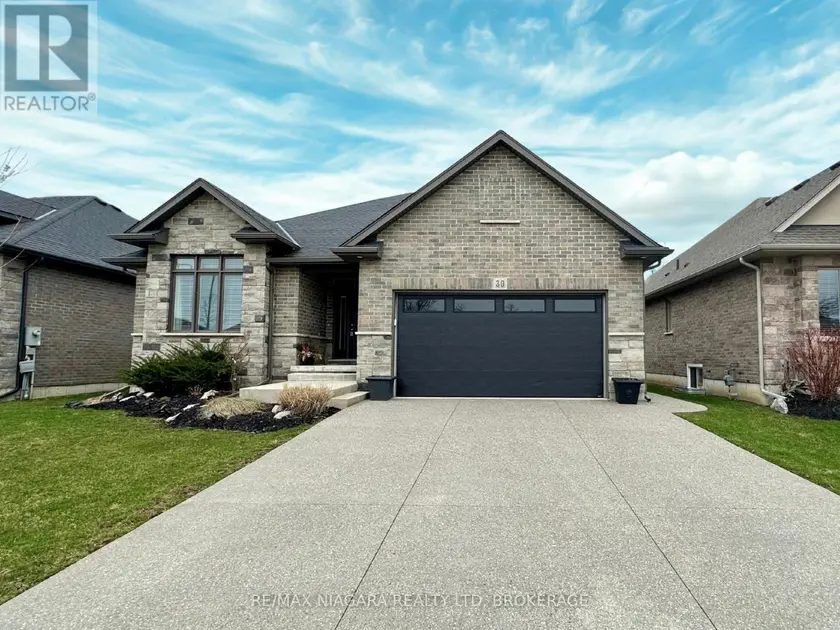 Detached at 30 RENFIELD STREET, Port Colborne