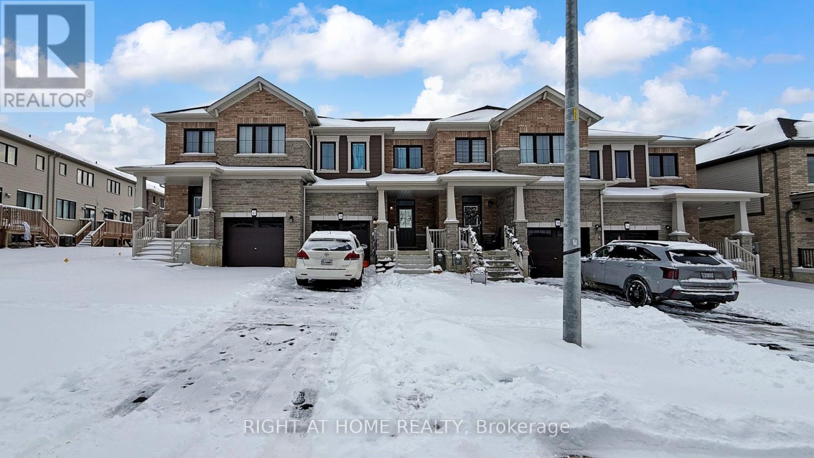 Townhouse at 38 LONSDALE ROAD, Haldimand