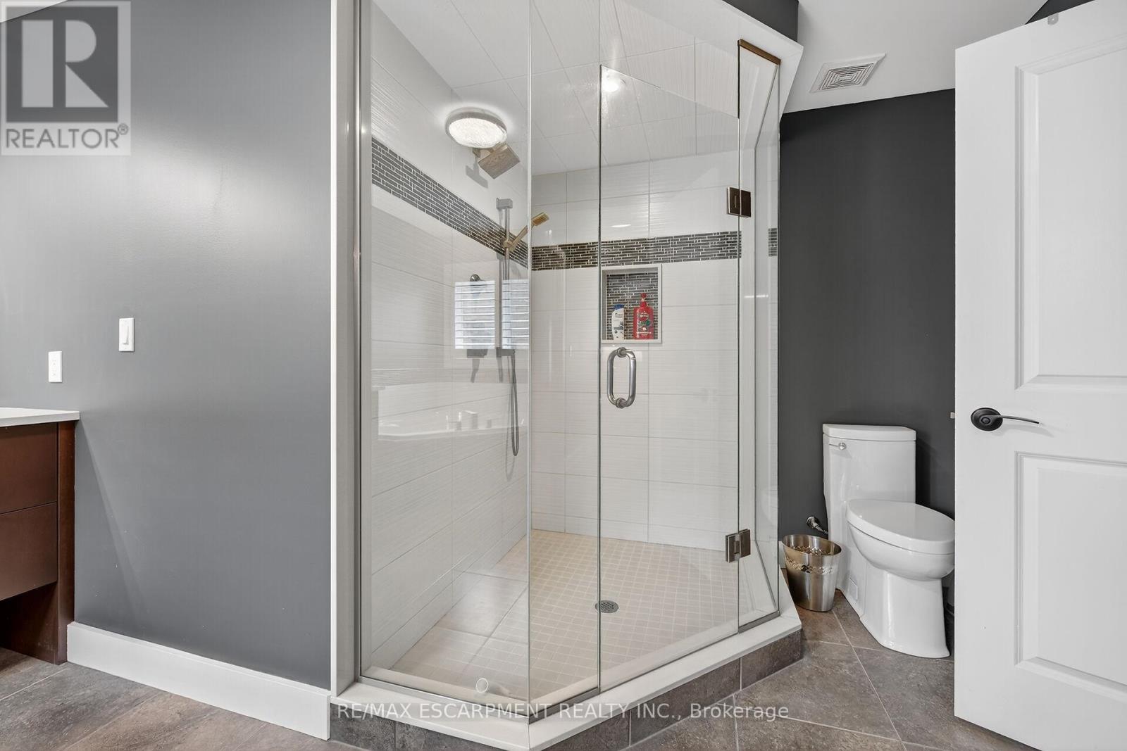 Detached at 24 CHESTNUT DRIVE, Guelph/Eramosa