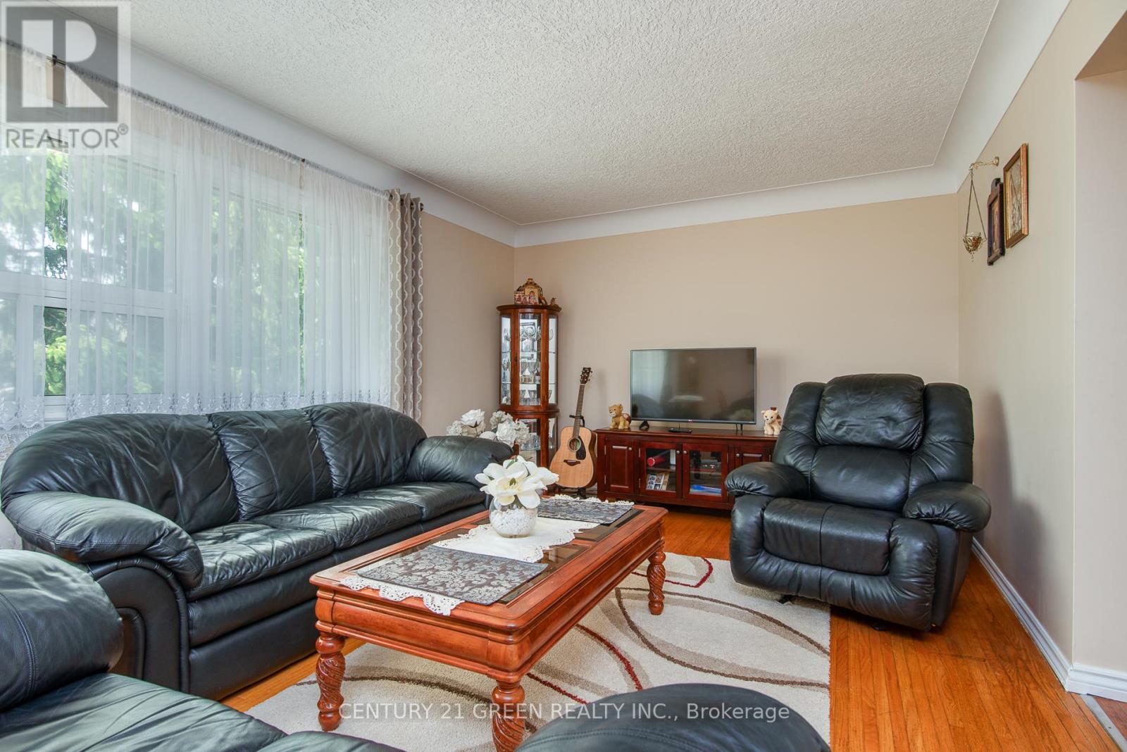 Multiplex at 129 RIVER ROAD E, Kitchener
